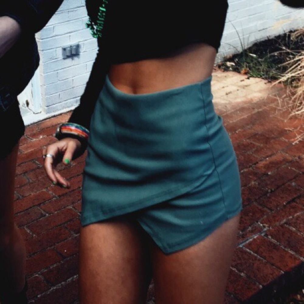 green skort